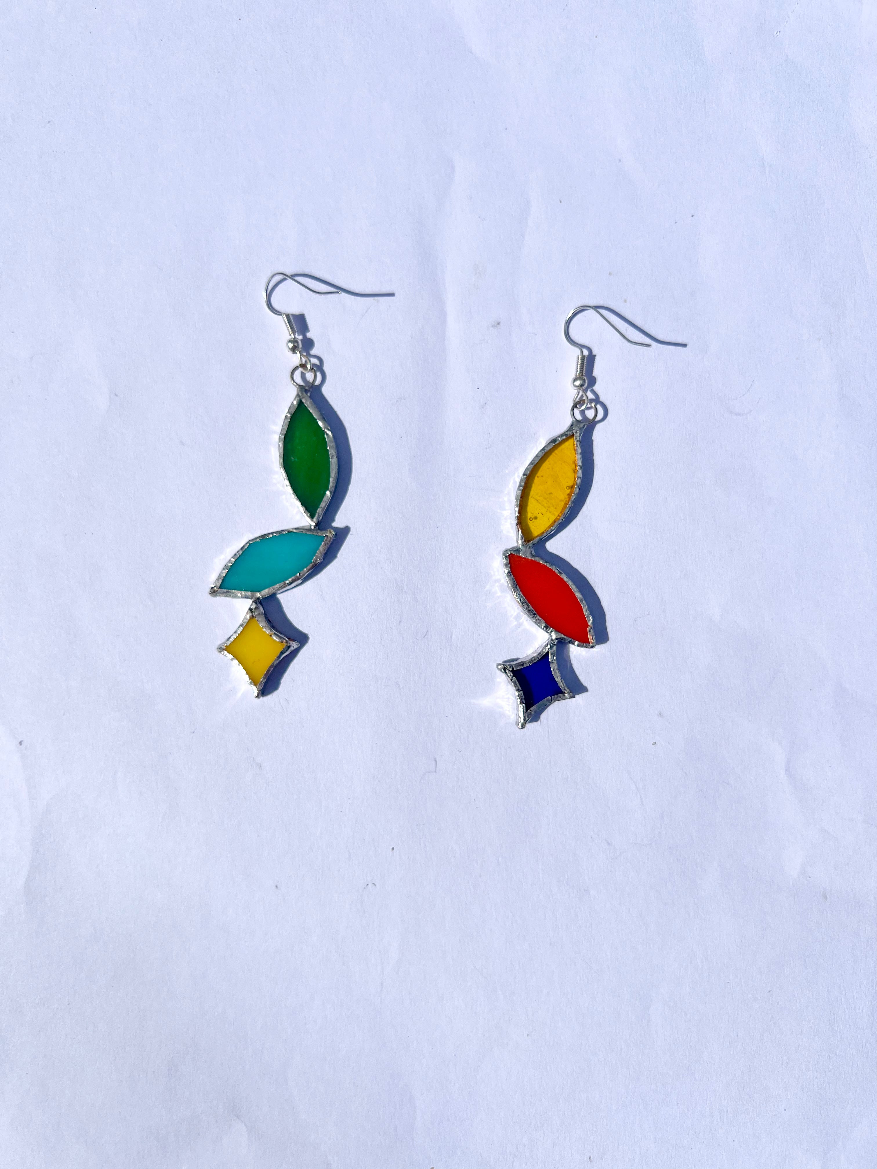 Star & Leaf Contrast Earrings – Bold Stained Glass with Shiny Accent