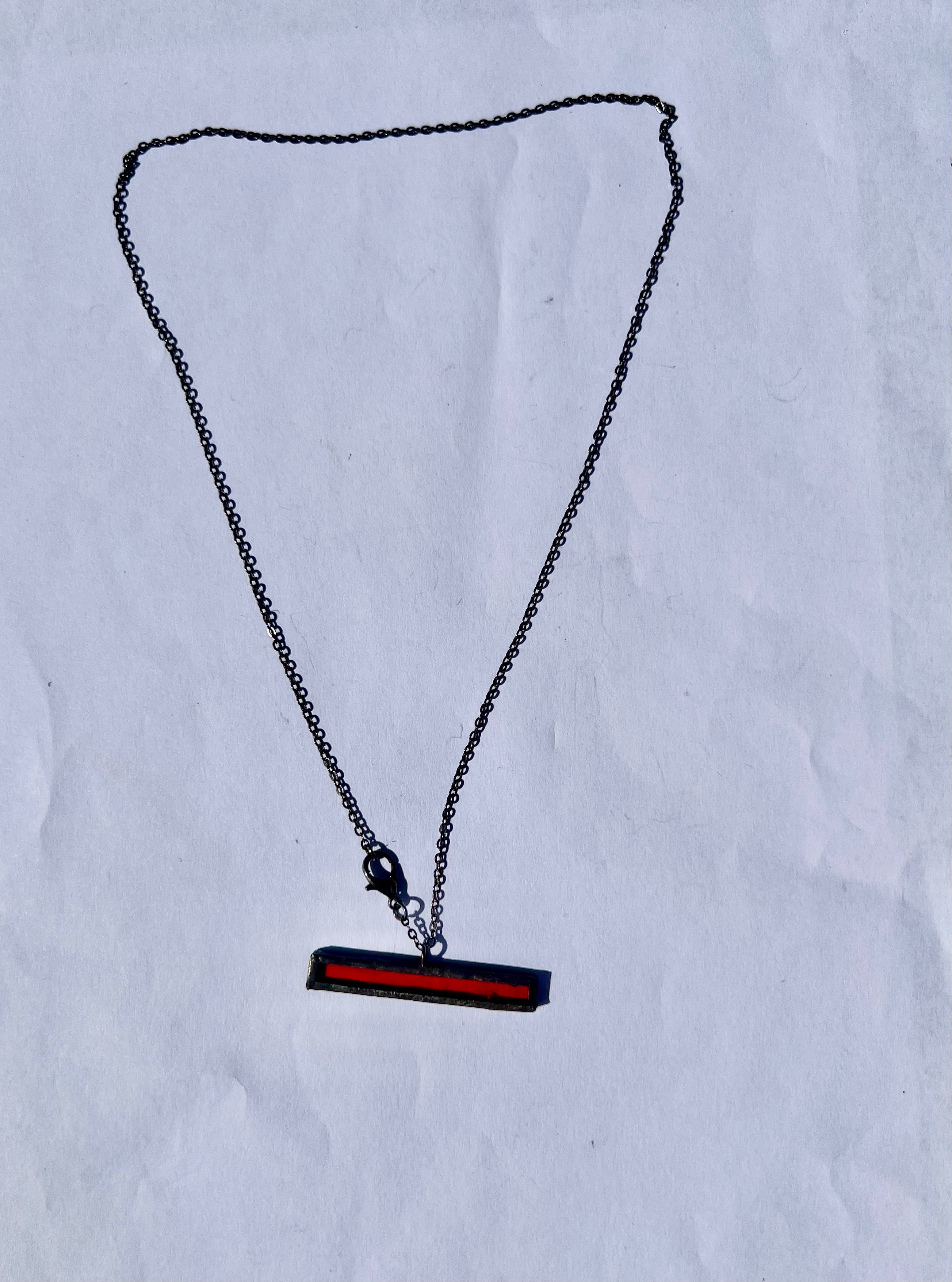 Edge of Red – Stained Glass Bar Necklace