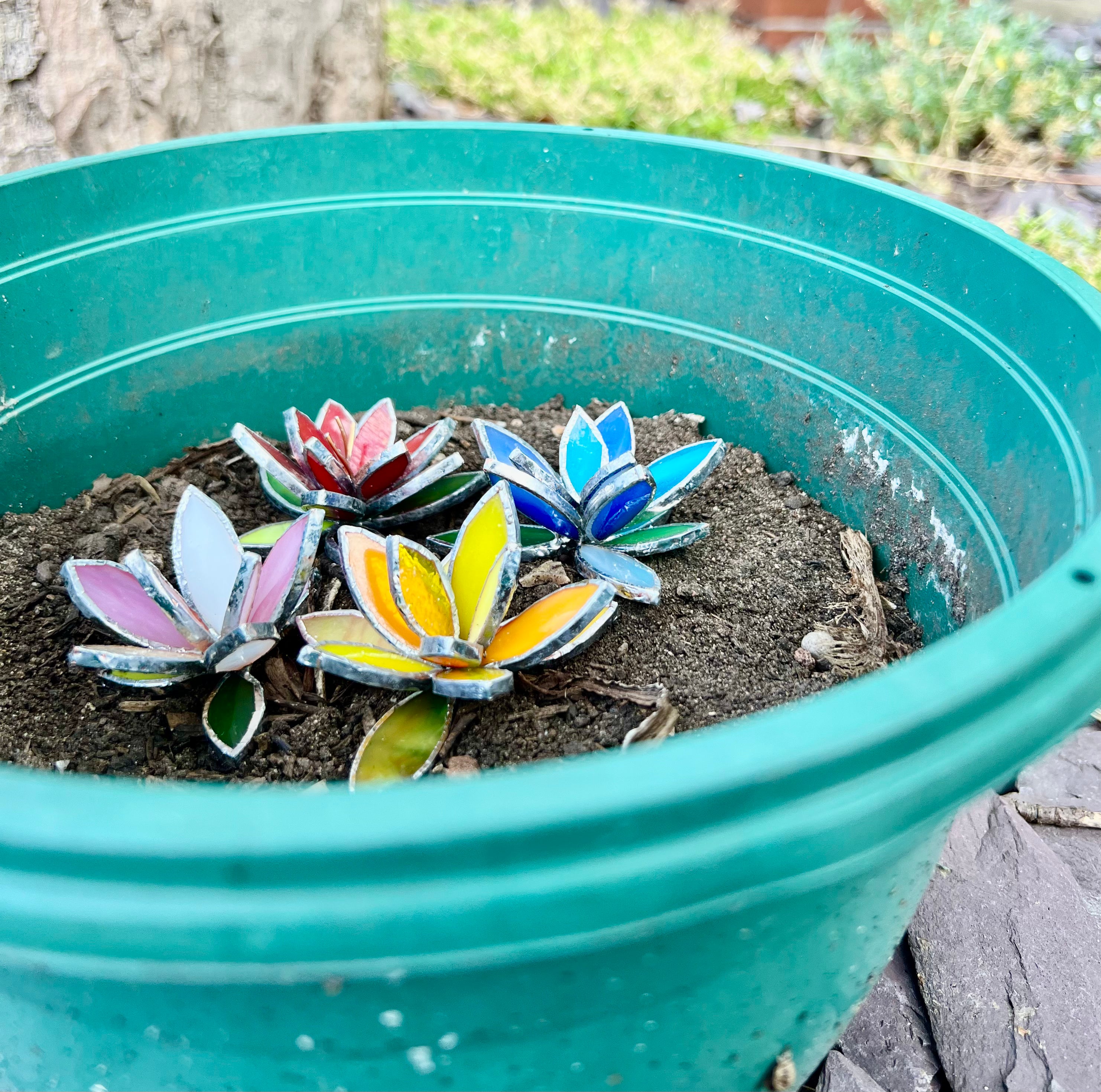 Blooming Light – Handcrafted 3D Stained Glass Flowers for Planters